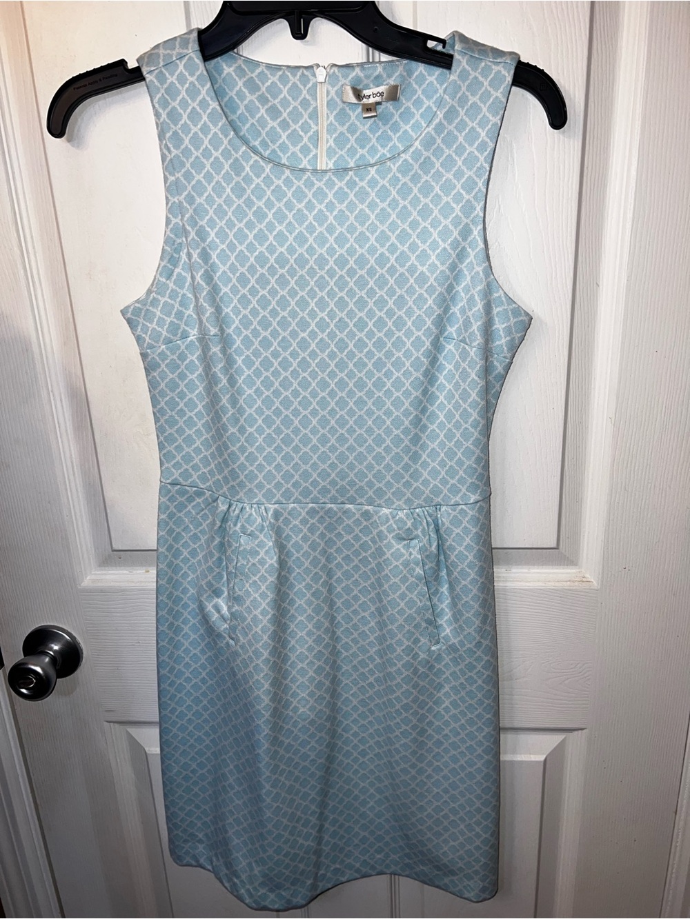 Tyler Böe Light Blue White Trellis Lattice Sleeveless Dress Pockets Size XS